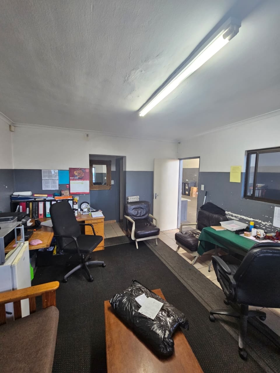 To Let Commercial Property for Rent in Stikland Industrial Western Cape